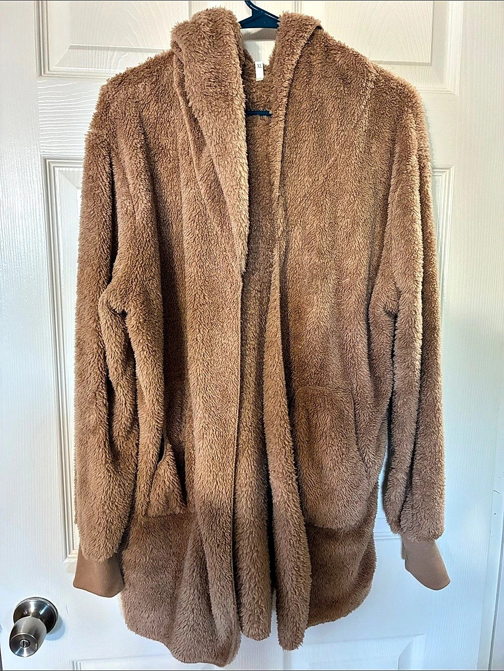Hooded Teddy Jacket in Brown Size XL Like New